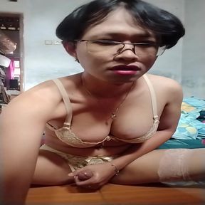 Asian Trans TS Needs to Cum