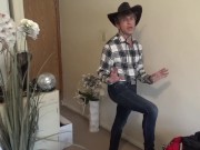 Maolo is Away from His Wife for a few Hours with xxx Swingers!