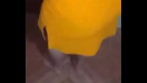 Meu chefe levou minha esposa pro motel e deixou ela na frente de casa, filmei a chegada dela