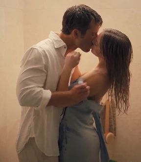 Celebrity GF shows off nipslips while undressing with Sydney Sweeney in a steamy