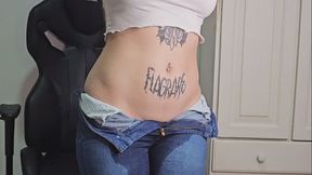 Pee in my jeans and squirting