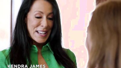 Girlsway - Teen Katie Kush Has A Passionate 69 After She Caught Stepmother Reagan Foxx & Her Girlfriend (Daisy Chain, Kendra James)