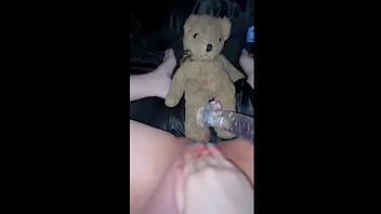 KINKY RED FETISH-LUXURY SAUDI VIRGIN MASTURBATE-CRAZY TEEN-18 Y.O. ELITE AMATEUR-ARABIAN SNOWWHITE-PENETRATE HER WET PINK PUSSY-FINGERING&amp_DILDO-BEVERLY HILLS-LOS ANGELES-USA-COMPILATION-WEIRDEST GIRL