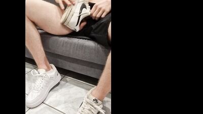 Beautiful Relaxed Sneaker Fuck