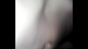 La prima de mi mujer se queda en mi cuarto