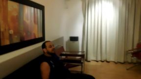 b 26 contrate unos albaniles para hacer unos arreglos en casa de mi pervertida familia y no pude evitar cojermelos a los tres, luego sali a dar una vuelta y estaba todo cerrado asi que m