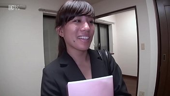 不動産屋勤務の私がカラダ張って契約をとってます 2