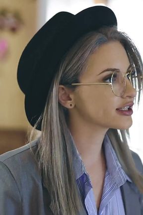 Transfixed - Professional Photographer Lolla Fae Has Massive Crush on Bride-to-be Korra Del Rio