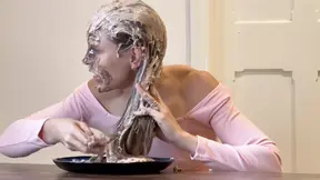 Messy Cake Face Ii (wam Sploshing Cake)