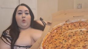 Supersize Pizza For A Supersize Piggy