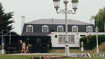MARISKAX Mariska gets tag teamed by two guys outside