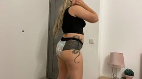 Farting 10 minutes in a diaperr