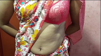 Desi girl with hot saree part 1