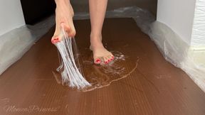 Barefoot Stuck in a Sticky Glue