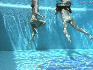 ”American &  Russian chicks Jessica & Lindsey”