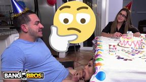 Hot - Black Holly Hendrix Receives Birthday Anal