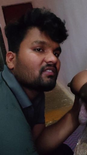 Bhabhi aapne boyfriend ko ghar bula leti he aaur aapne bade bade boobs aapne boyfriend se chusvati he aaur boyfriend&hellip;   Clip 1