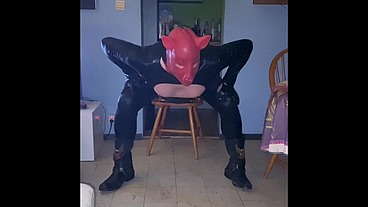 Analzebutt sissy surprise in a box