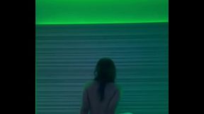 GEMIDOS REALES. Bajo la luz verde del motel: ella arriba... yo termino adentro