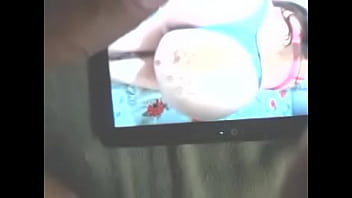 punheta para branquinha gostosa