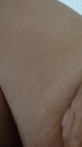 Aunty Cute and Big Pussy
