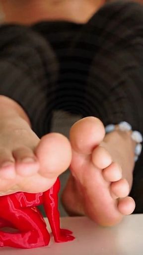 Shrink You Under My Feet