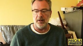 Easy-on-the-eyes female's hd clip