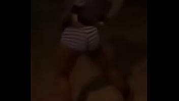 Big booty dancing