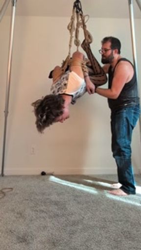 Knotty Gets Caught Clowning Around