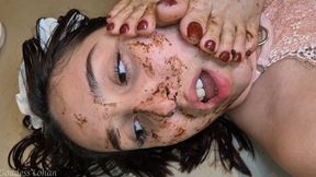 Goddess Lohan - Submissive Couple Delighting and Feeding at My Feet - HD