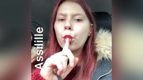 dans la voiture