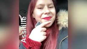 dans la voiture