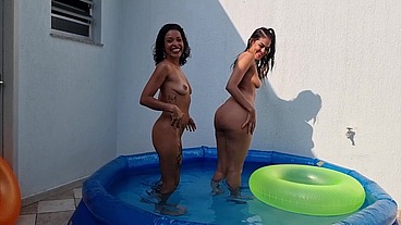 Menage na piscina