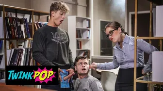 Nerdy Twink Bailey Brooks Sucks Jock Felix Foxs Big Cock