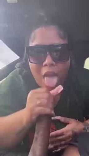 BBW eating BBC in the Car big latto