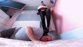 Chunky Flat Shoes & Tartan Skirt Head Trample FLOOR CAM (4K)