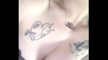 Nouvelle nuisette en dentelle transparente noir, que j&#039_enl&egrave_ve pour toi...? ...