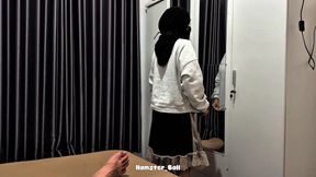 Stepsister Who Was Shocked to Hold My Big Cock