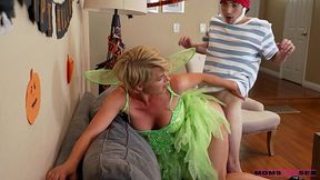 Hard threesome with my step-family going really good this time