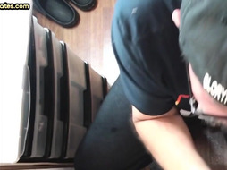 Gloryhole gaydaddy amateur sucks cock in home closeup
