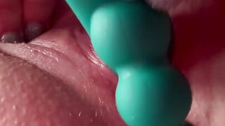 Mengerang, orgasme, menyemprotkan &#8211; ibu dewasa MILF Amerika jalang mendapatkan seks anal sampai orgasme anal