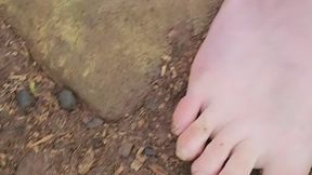Just some cheap quickie time with twisty Lil foot, dirty soles, barefoot and foot playing, rubbing etc