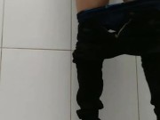 No banheiro da clinica