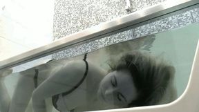 New diving in that glass tub WMV FULL HD 1080p