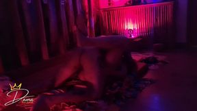 esposa recebe massagem tantrica na frete do marido corno - wife receives tantric massage from her cuckold husband