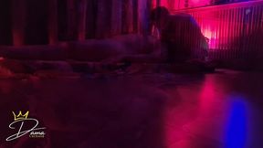 esposa recebe massagem tantrica na frete do marido corno - wife receives tantric massage from her cuckold husband