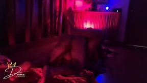 esposa recebe massagem tantrica na frete do marido corno - wife receives tantric massage from her cuckold husband