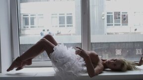 Sexy blonde dancer Julia Reutova strips naked
