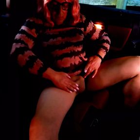 amateur crossdresser Kelly CD masturbating in the back of her car