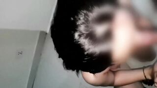 Sex Student Indonesia 2024: Posisi 69 dimasukkan ke dalam vagina samping dengan Creampie di Kepala